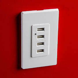 흰색 USB 벽 콘센트, USB 전기 콘센트 2개의 벽판과 함께 4개의 USB 포트