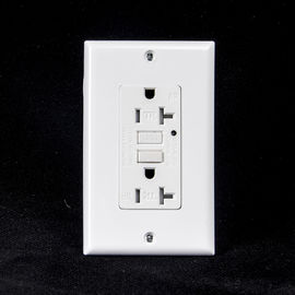 20Amp GFCI 출구 125 볼트 LED 조명으로 날씨에 저항하는 수신기 표시기