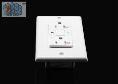 15A 125V AC GFCI 수신기 듀플렉스 변조 저항성 사용후 모니터링 기능